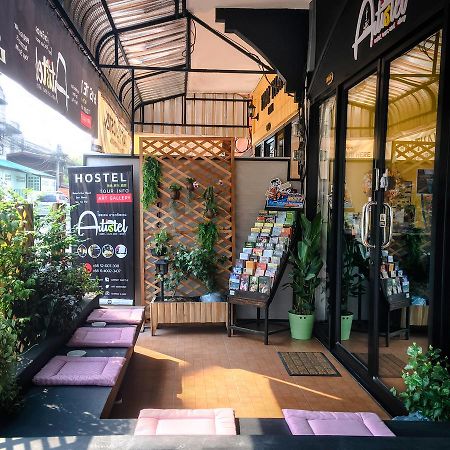 Artistel (Adults Only) Hostel Chiang Mai Bagian luar foto