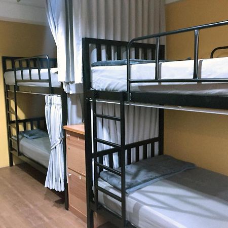 Artistel (Adults Only) Hostel Chiang Mai Bagian luar foto
